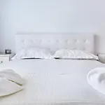 Indigo Alezzi Pool &
