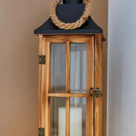 Indigo By Alz 公寓式酒店 那沃达利