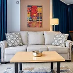 Lägenhetshotell Indigo Alezzi Pool & Năvodari