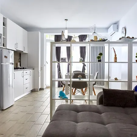 Indigo By Alz Hotel apartamentowy 3*