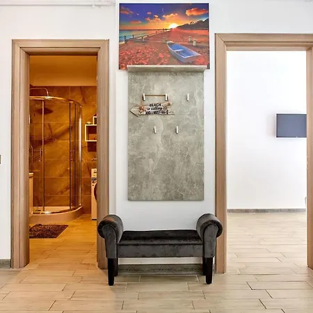 Indigo By Alz Hotel apartamentowy Năvodari