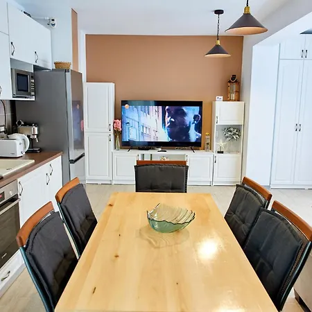 Indigo By Alz Hotel apartamentowy 3*